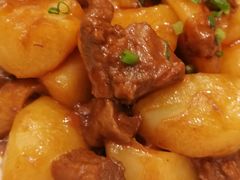 小土豆烧牛腩-亢龙太子酒轩(东湖店)