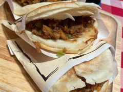酥皮肉夹馍-西贝莜面村(镇江苏宁广场店)