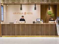 -上海虹桥中心爱琴海亚朵S酒店