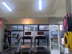 -GYMPLUS私教健身会馆(大悦城店)