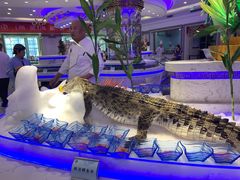-澜悦港海鲜体验主题餐厅