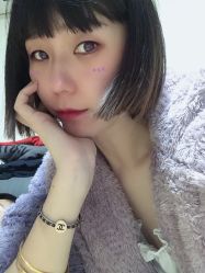 -PE SALON