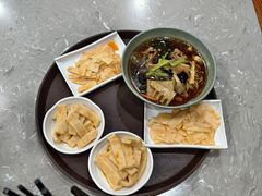 -重元寺香积厨素斋馆