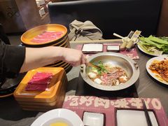 -牛YO寿喜烧·铁板烧和牛火锅自助(市府恒隆店)
