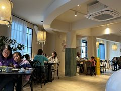 -J's Cafe Lab