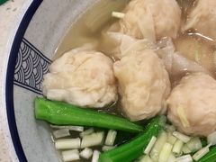 鲜虾云吞面-明记港式烧腊茶餐厅(下沙店)