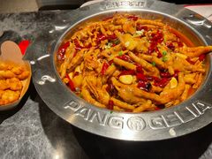 -胖哥俩肉蟹煲(长沙高铁吾悦广场店)