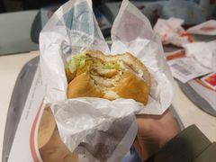 -麦当劳(轻轨曹杨路店)