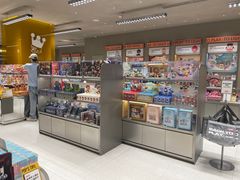 -泡泡玛特POPMART(蓝色港湾店)