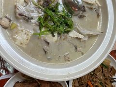 -芦茨金富饭庄·25年老字号·专做稻草鸡