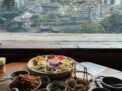 -包整·丝娃娃(一览甲秀楼风景店)