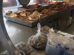 -陆稿荐观前街店