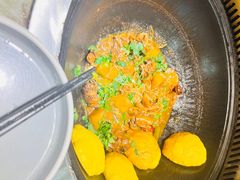 -锅老头海鲜铁锅炖