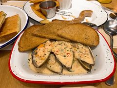 椰奶烩青口-HELLO 27 意面·沙拉·帕尼尼