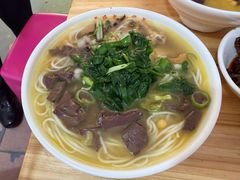 -文山荷鲜居(翠湖店)