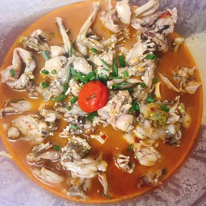 杜婆鸡跳跳蛙(盐城总店)-"同学很喜欢吃牛蛙,过来吃了两次,三人点一.