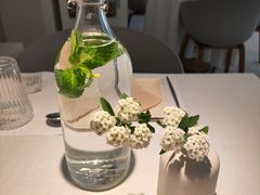 -春树下·树屋花房西餐厅(罍街AS1980店)