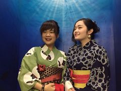 -东京都浅草樱花和服租赁店