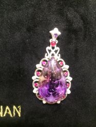 -北京七彩云南翡翠珠宝旗舰店(月坛店)