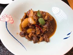 -鱼鲜饭香·招牌汽锅剁椒鱼头王