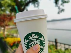 -星巴克臻选(南京金茂览秀城店)