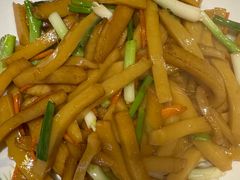 -头上红煨盐鸡·非遗院子餐厅
