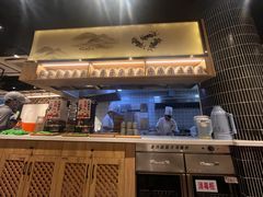 -馋三尺蟹粉小笼(人民广场店)