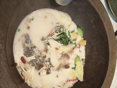 鲜潭蒸汽石锅江团鱼-鲜潭蒸汽石锅鱼(五道口购物中心店)
