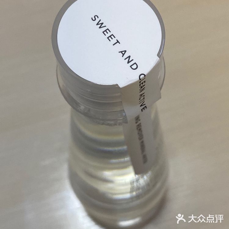 LAC烙色清甜矿泉卸妆水