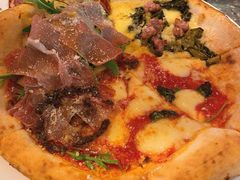 四季披萨-BOTTEGA意库(中骏世界城店)