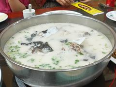 -雪野鱼头大王邢府公老店(雪野湖店)