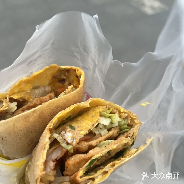 摊主是两位小哥哥,服务态度都很好。0元玩转这座城