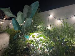 -红河谷晴天别墅轰趴馆