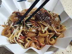 干炒牛河-名点一号·精致茶点·手工制作(宝华店)