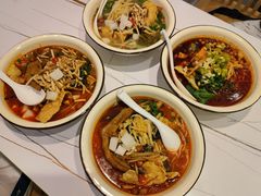 -丽丽三鲜螺蛳粉(田林路店)
