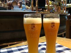 -皇冠自酿啤酒坊(中国红街5号楼店)