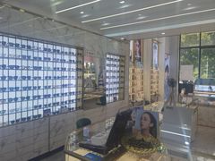 -世纪大明眼镜·蔡司战略授权店(汉街店)