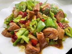 尖椒肥肠-瑜瑜饭馆