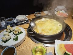 -一朵菌·野生菌探索家火锅(南亚店)