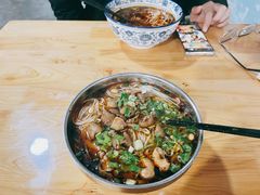 -刘二姐肥肠米粉(总店)