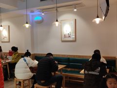 大堂-米国现煲煲仔饭(塔子湖店)