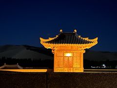 -敦煌山庄摘星阁
