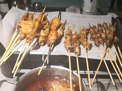 -粟氏天府·东北烧烤(长安街店)