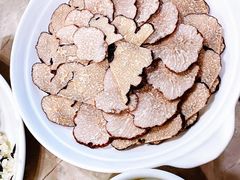 松露刺身-易门野生菌府·菌海森林(月牙潭公园店)