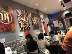 大堂-爆炸头阿姨小四川正宗川味小吃(无任何分店)