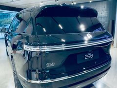 -蔚来中心(北京中关村店)