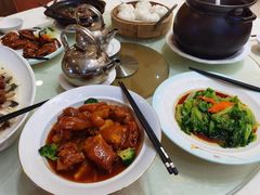 -东豪园林海鲜酒家(南港路辅路店)