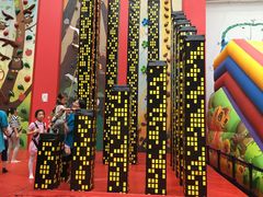 -蒙特利亲子乐园