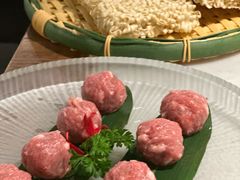 -尚尚仙·酸汤猪手·猪肚鸡火锅(华联万柳购物中心店)