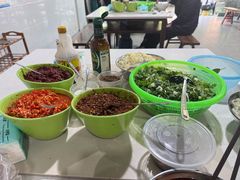 -小倪羊肉米线馆